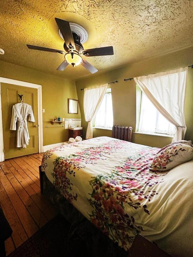 B&B Au Petit Roi Québec Exteriör bild
